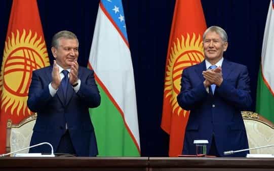 По приглашению президента Кыргызстана Алмазбека Атамбаева 5-6 сентября 2017 состоялся государственный визит президента Узбекистана Шавката Мирзиёева в Кыргызскую Республику